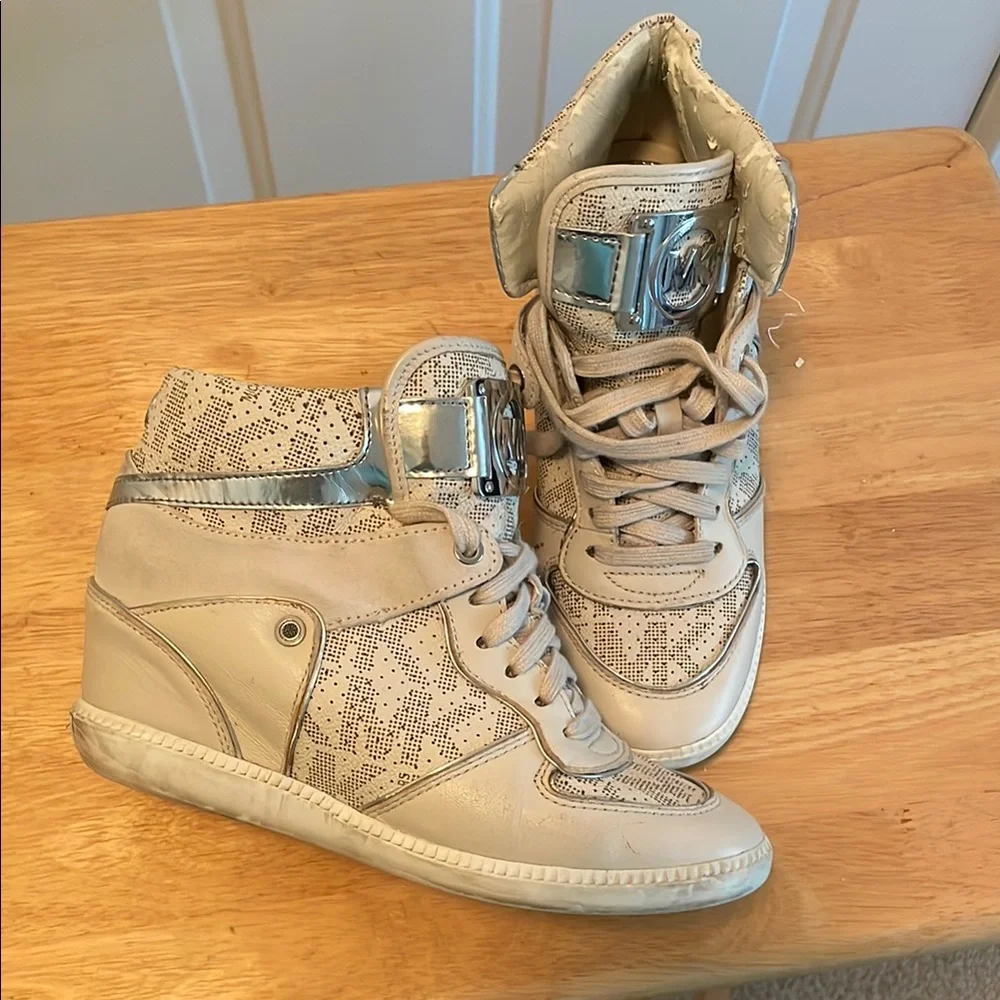 Michael Kors Kids' Cream High-Top Sneakers - Picture 6 of 6